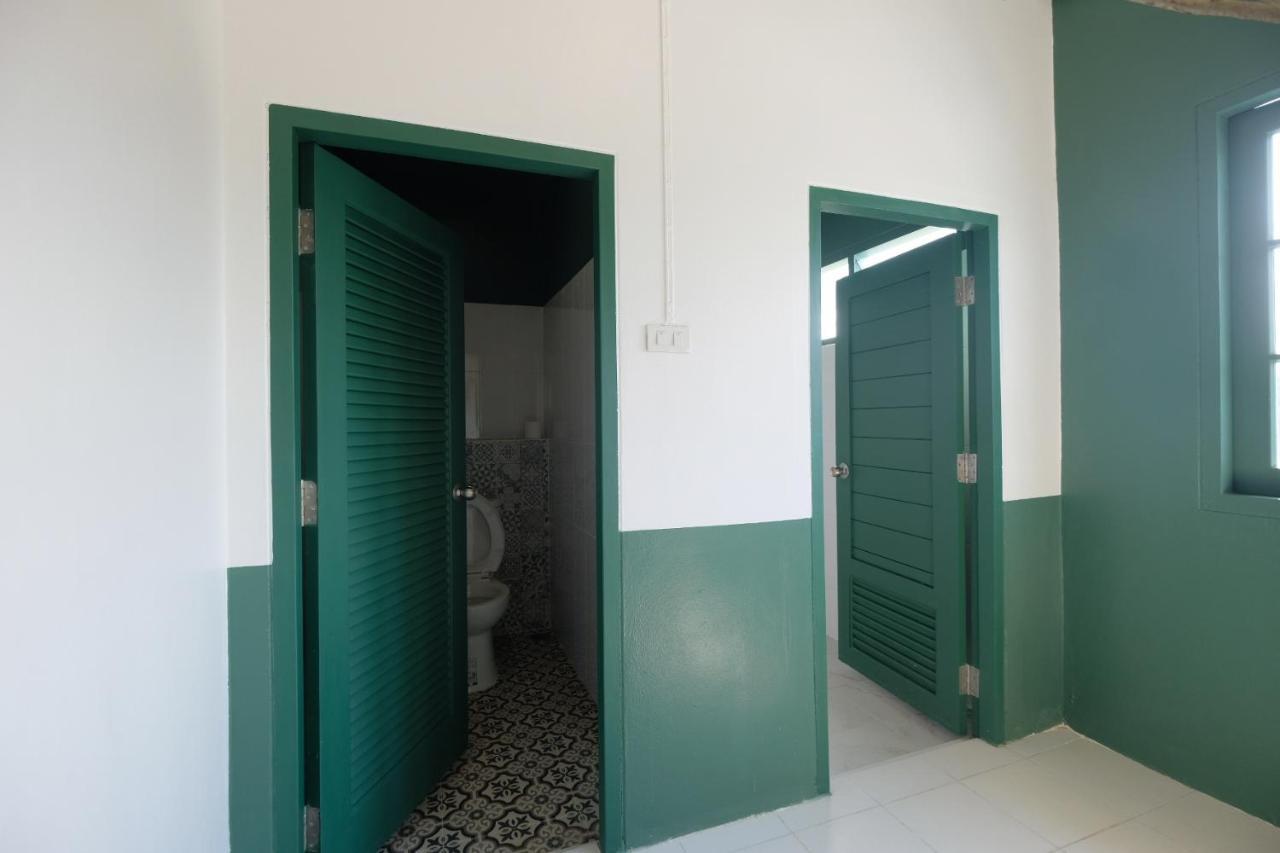 Matou Hostel & Cafe Ban Laem Muang Exterior foto