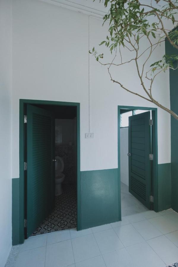 Matou Hostel & Cafe Ban Laem Muang Exterior foto